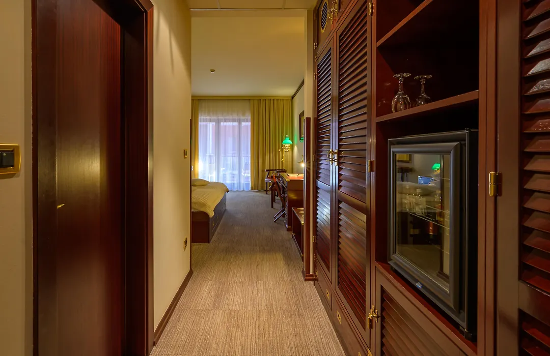 Boutique Hotel Nautica - SPA&wellness, FREE Parking, Pet friendly-1
