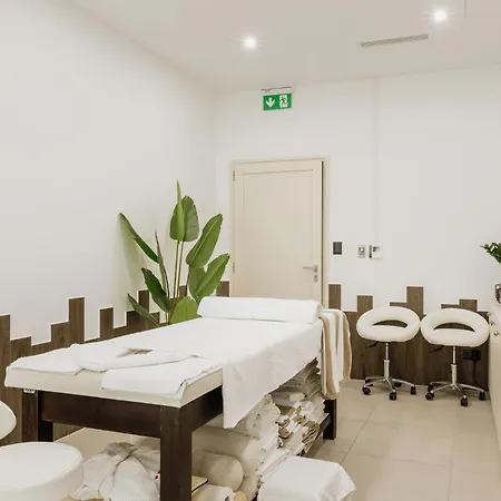 Boutique Hotel Nautica - SPA&wellness, FREE Parking, Pet friendly-3